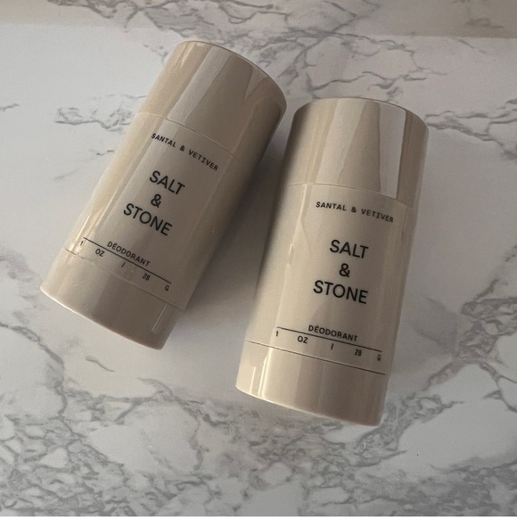 BRAND NEW Salt & Stone’s Famous Santal & Vetiver Travel Set - Picture 3 of 4